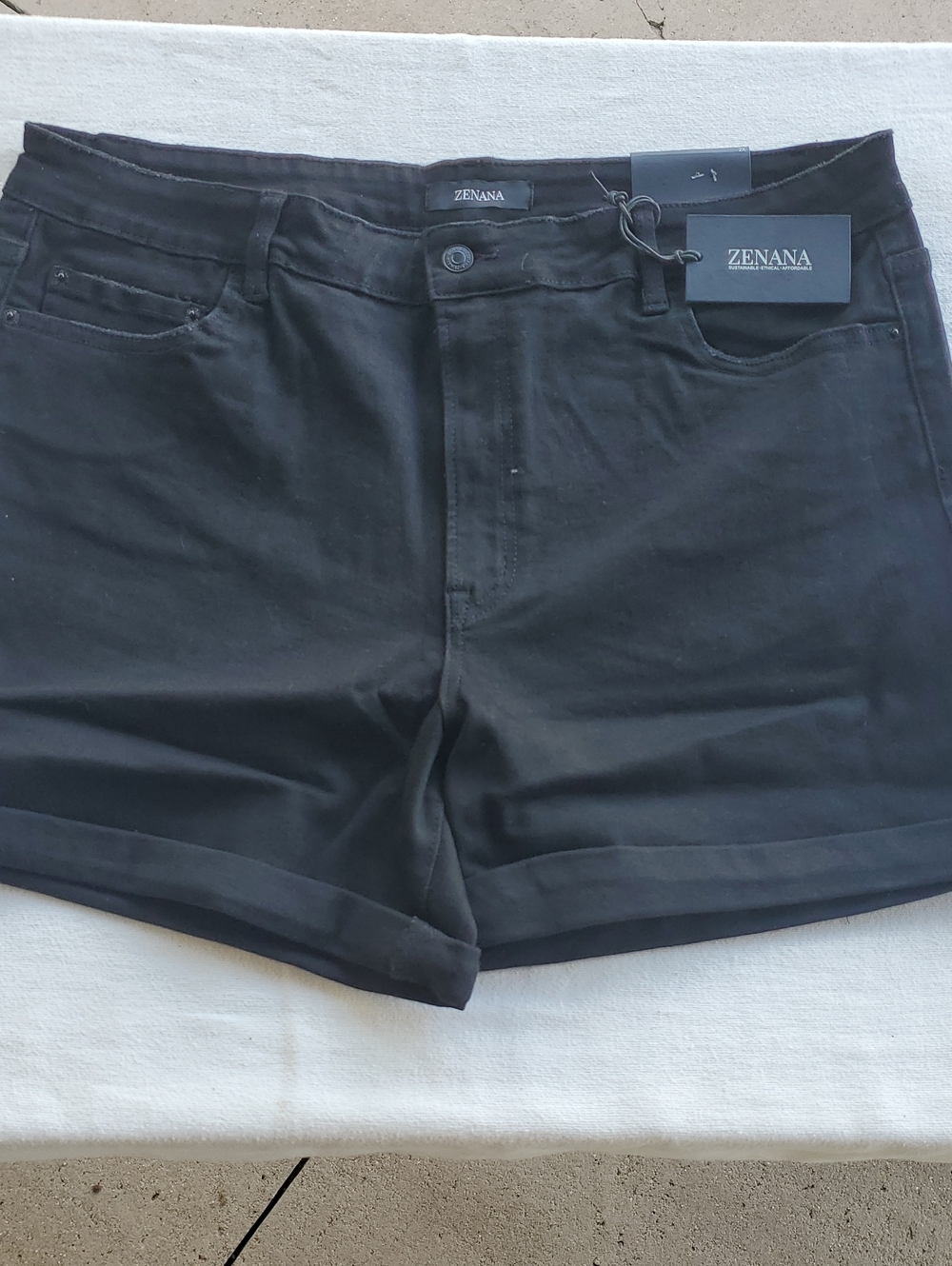 Zenana Outfitters Black Roll-Hem Cotton-Blend Women's Shorts